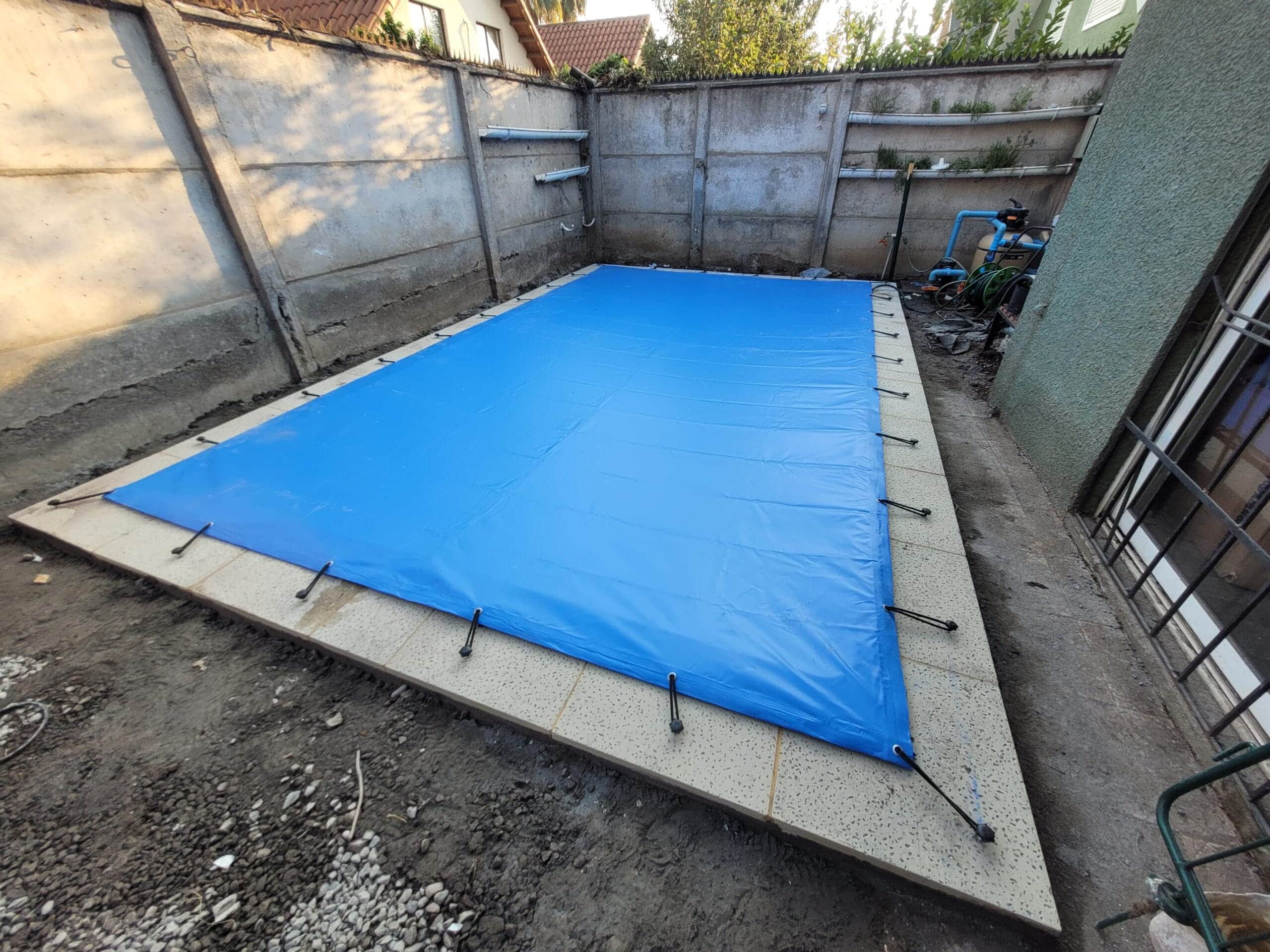 Cobertor de Seguridad para Piscinas (Soporta hasta 120 KG) – Precio por M2